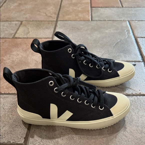 Veja Shoes - Veja Black High-Top Canvas Sneakers with Cream Accents